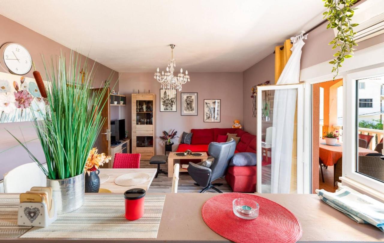 Apartment Lotus Трогир Екстериор снимка