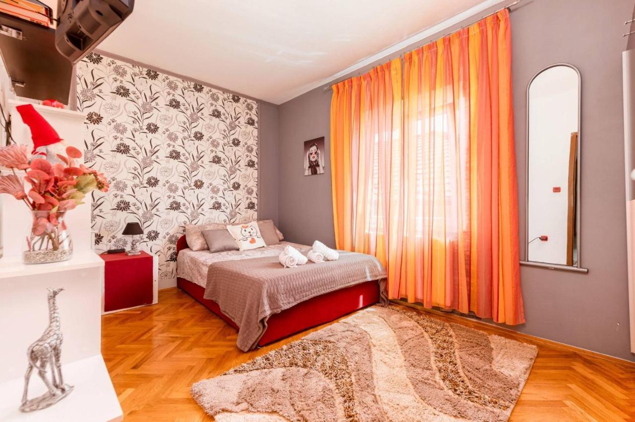 Apartment Lotus Трогир Екстериор снимка